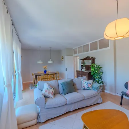 Viva Spacious 3 Bedroom Appartement