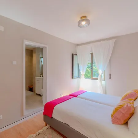 Viva Spacious 3 Bedroom Appartement Porto
