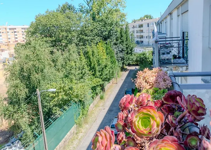 Viva Spacious 3 Bedroom Appartement *