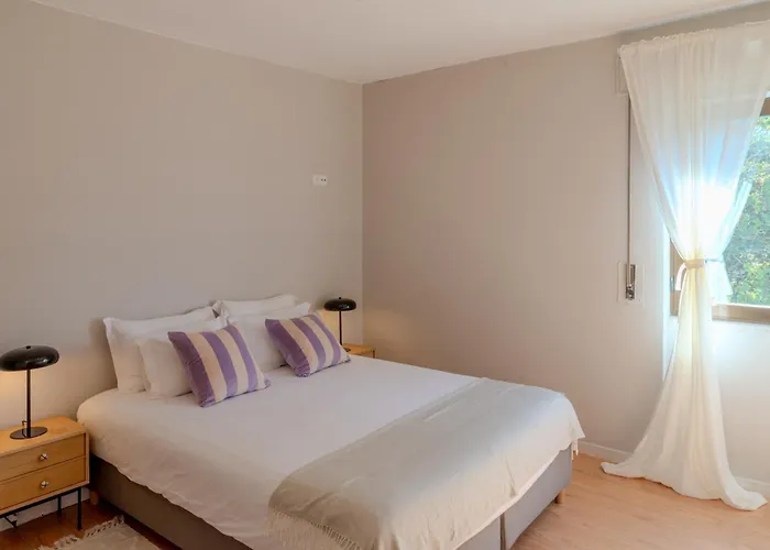 Viva Spacious 3 Bedroom * Oporto