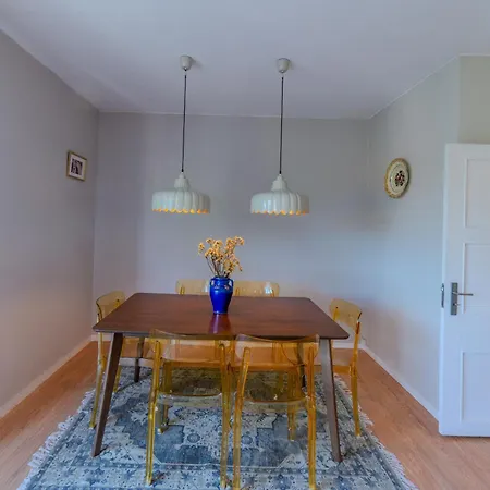 Viva Spacious 3 Bedroom Porto