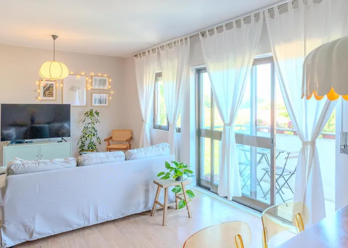 Viva Spacious 3 Bedroom *