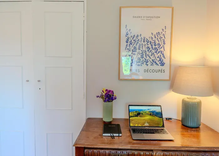 Viva Spacious 3 Bedroom *